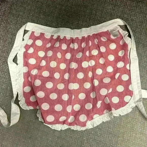 Vintage inspired Mini Mouse  apron straight from Disney ! Polka dot - Picture 2 of 4